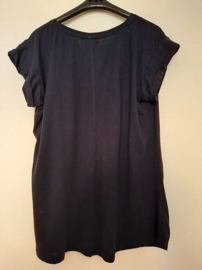 T-shirt sans manches - photo numéro 2