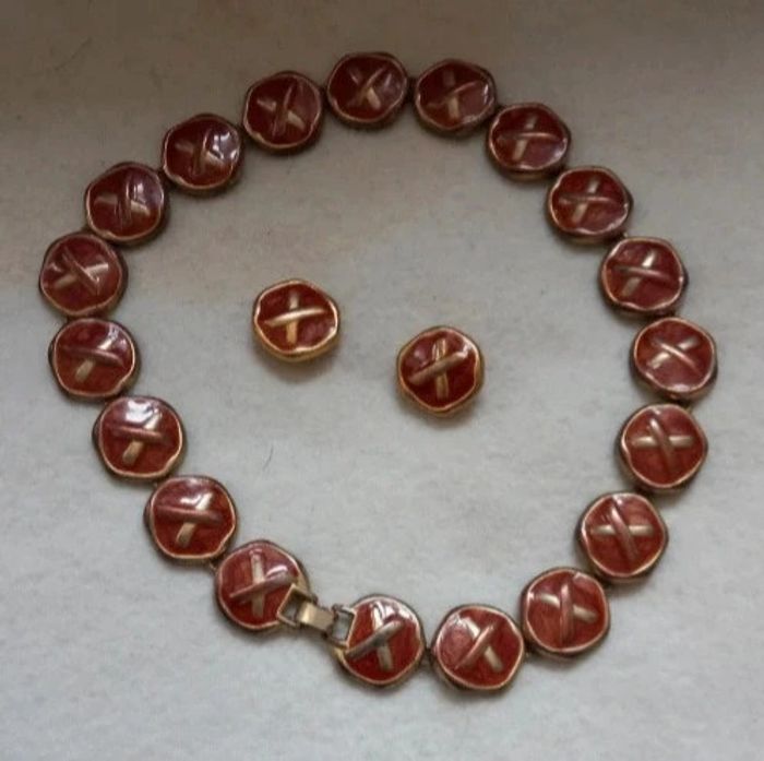 Parure collier et boucles d'oreilles