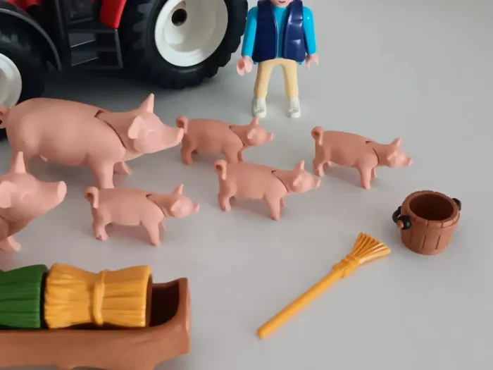 Tracteur avec fermier et cochons playmobil - photo numéro 4