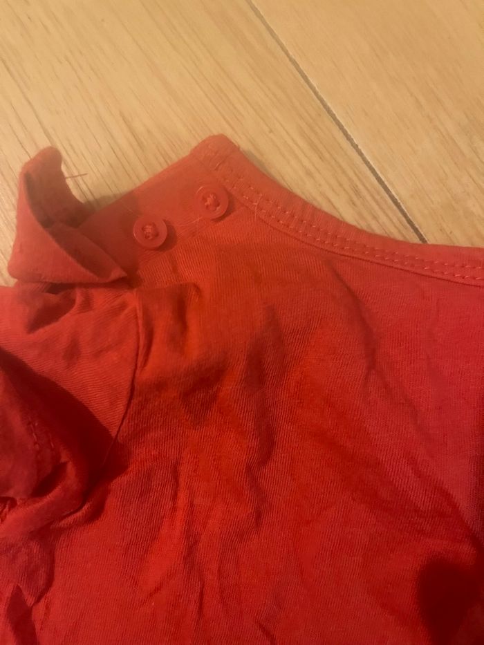 T shirt rouge - photo numéro 3