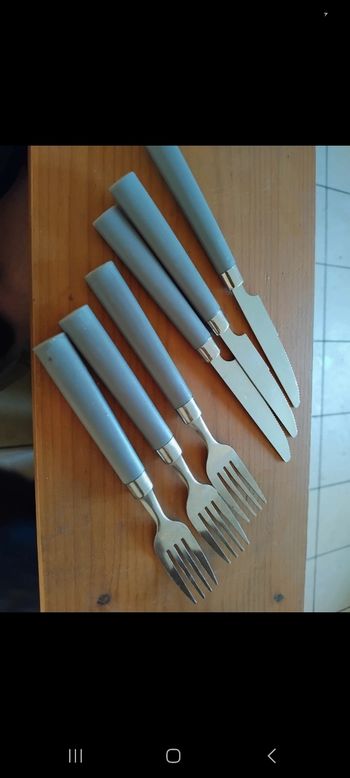 Lot de couvert  gris neuf