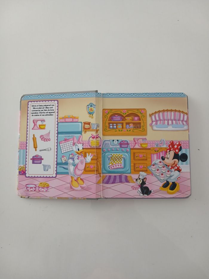 Livre Minnie Disney - Mon premier petit Cherche et Trouve - photo numéro 6