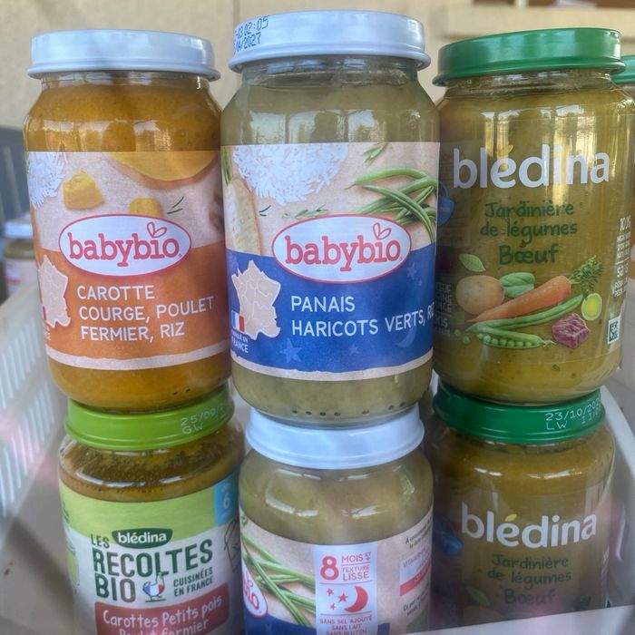 Lot 35 petits pots bébé 6 mois – sans morceaux – dates longues - photo numéro 2