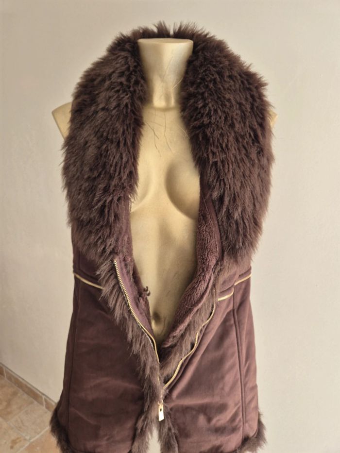 Manteau sans manches faussefourrure - photo numéro 4