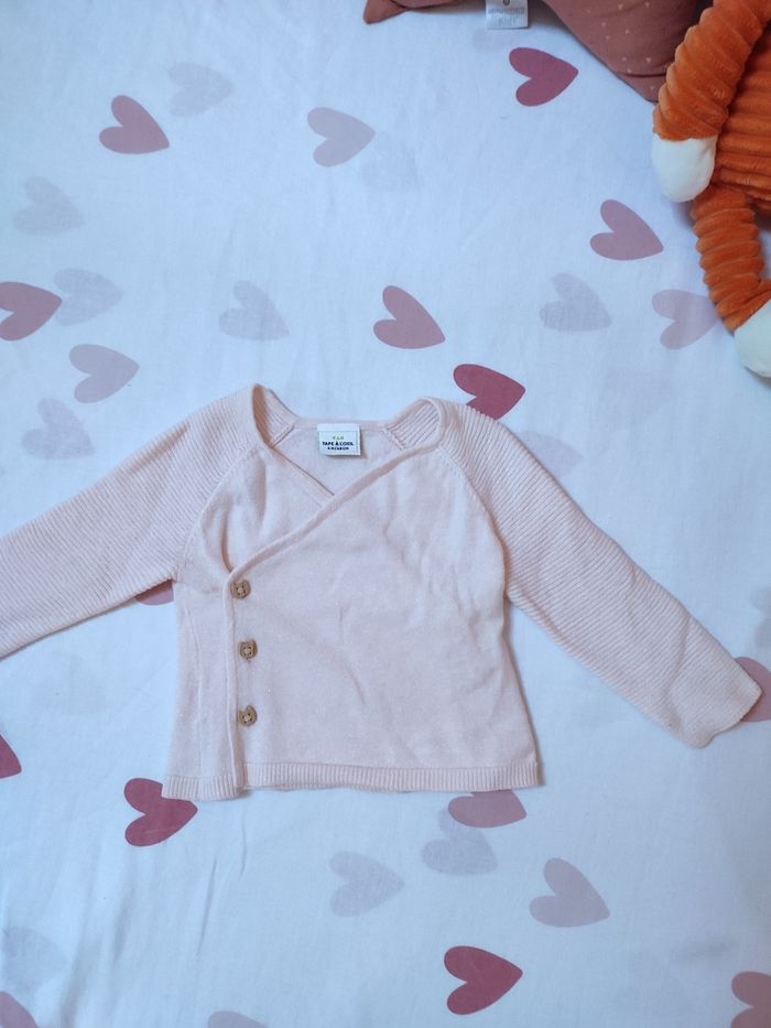 Gilet croisé bébé fille - 6 mois - Très bon état - Tape à l'oeil