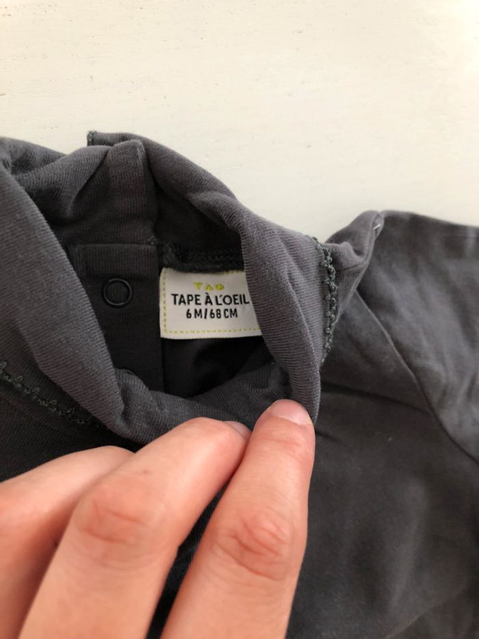 Sous pull gris foncé 6 mois - photo numéro 3