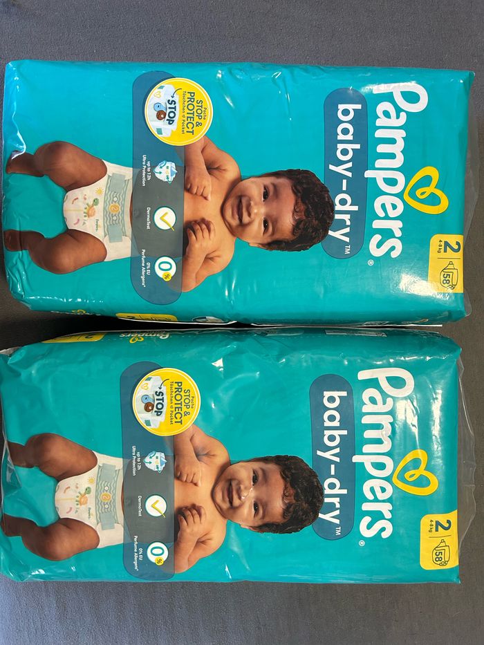 Lot 4 paquets couches Pampers taille 2 - photo numéro 2