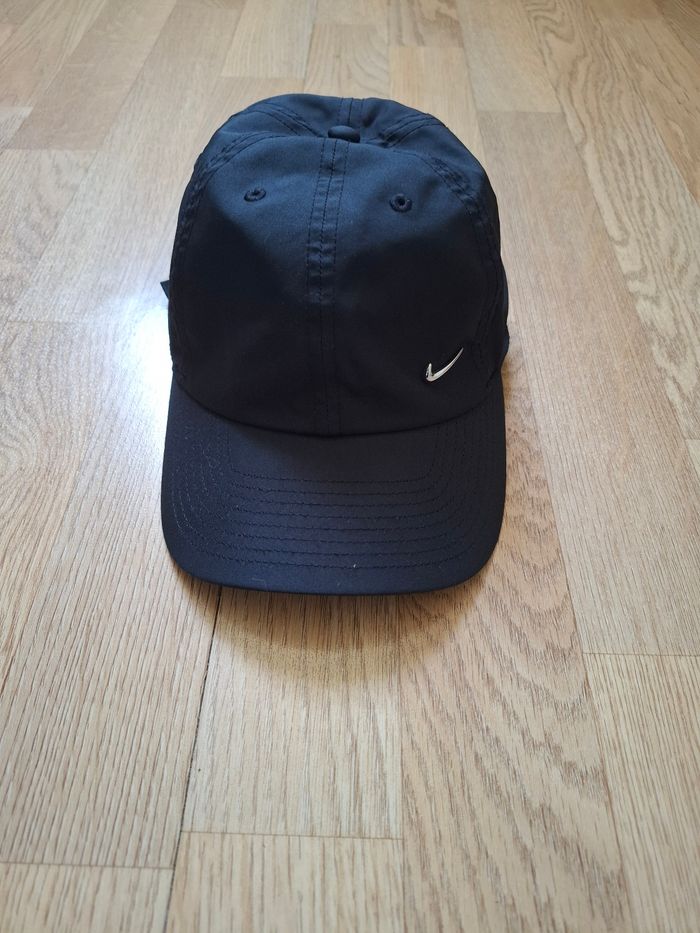 casquette nike noir - photo numéro 10