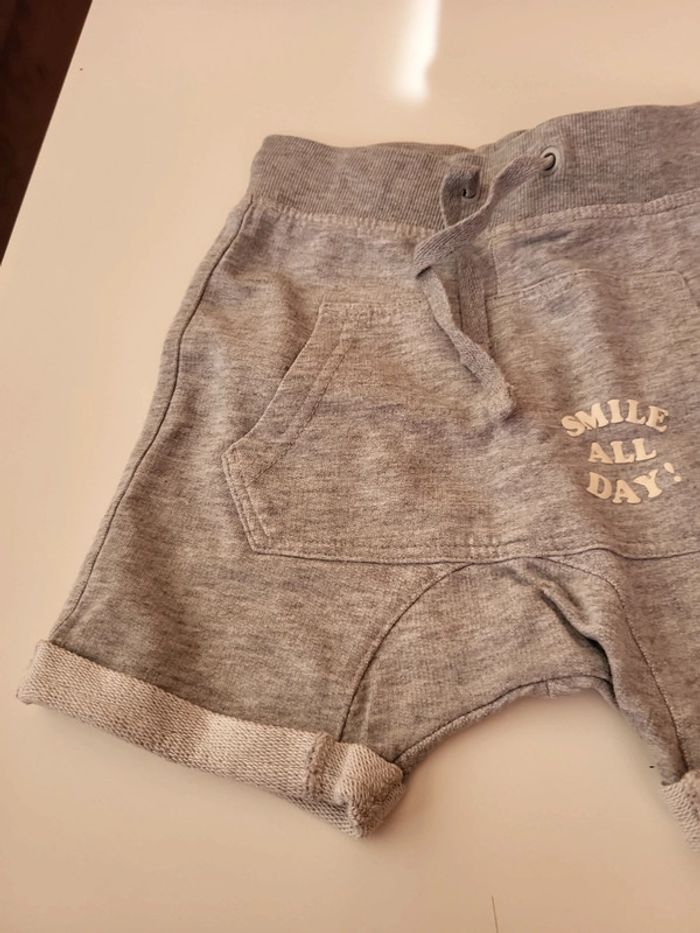 Short kiabi 24 mois - photo numéro 3