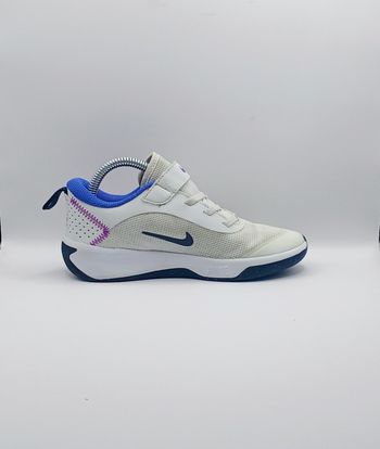 Nike omni court taille 33