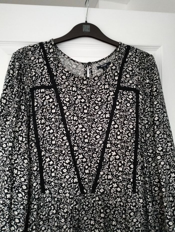 Robe imprimée taille 42 - photo numéro 2