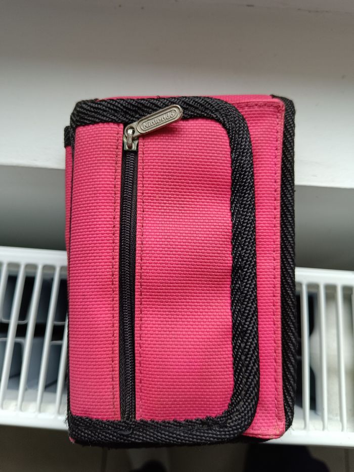 Sacoche game boy color année 90 - photo numéro 2