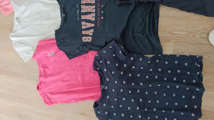 Lot de tee shirt - photo numéro 3