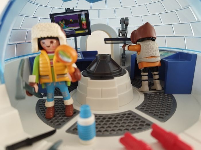 Playmobil Quartier général des explorateurs.trices polaires - photo numéro 3