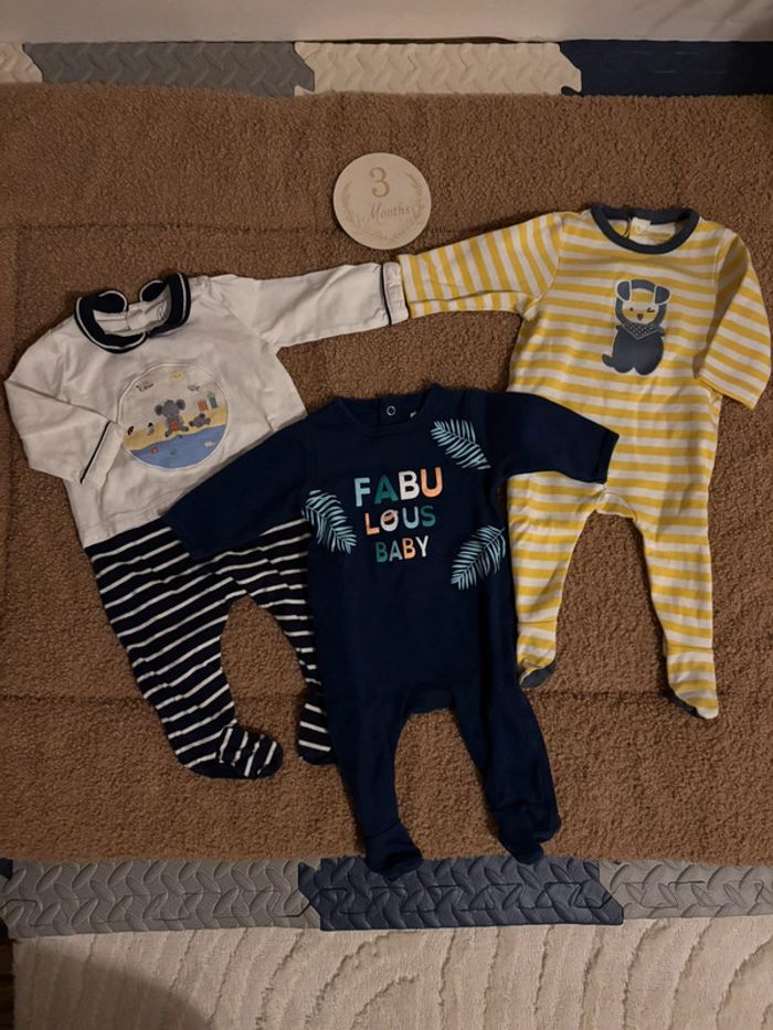 Lot 3 pyjamas fin / été 3 mois - photo numéro 2