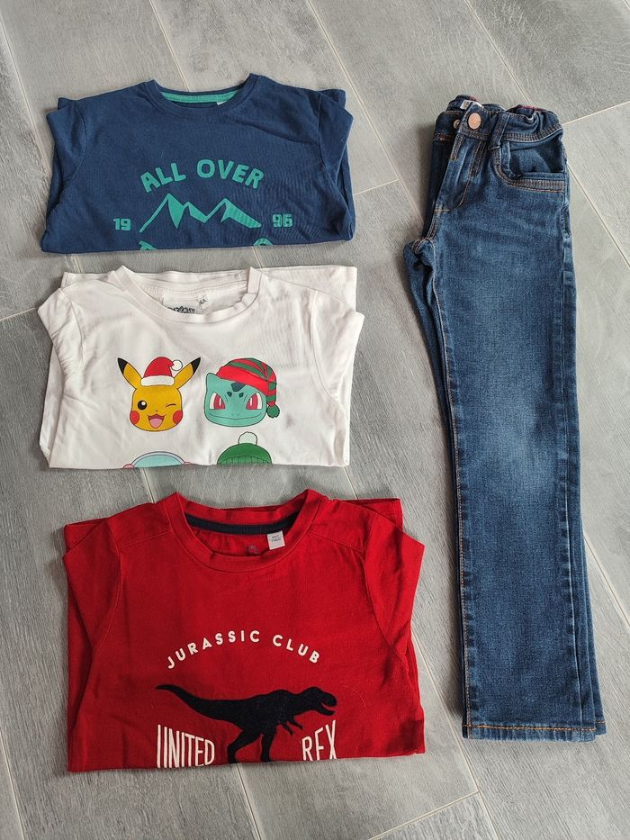 Lot de vêtements en 6 ans