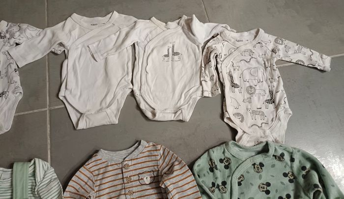 Lot de vêtements bébé garçon en 3 mois - photo numéro 6