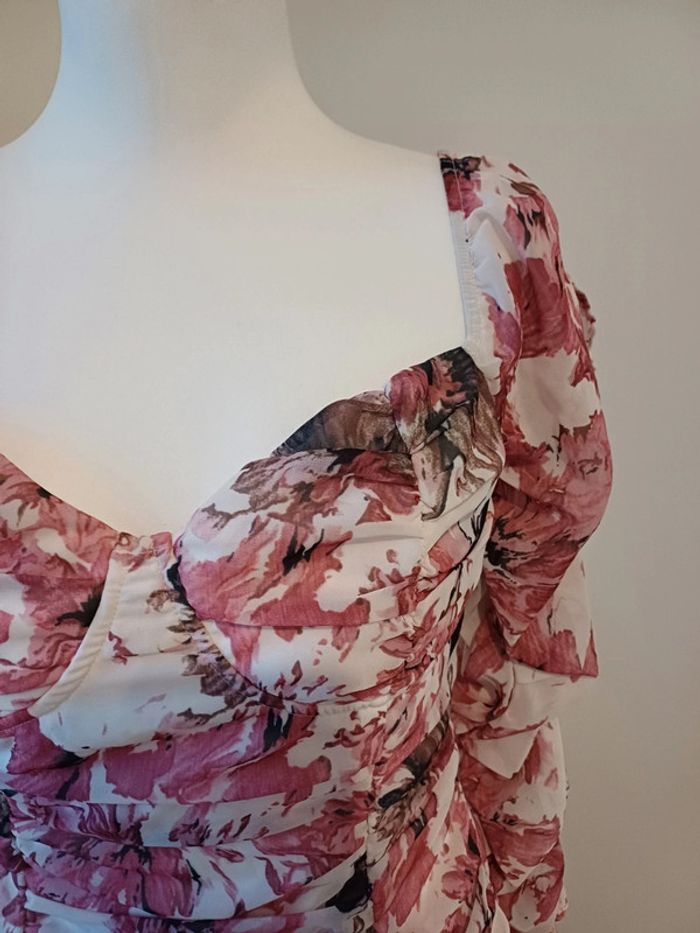 Robe froncée fleurie Missguided taille XS 34 - photo numéro 2