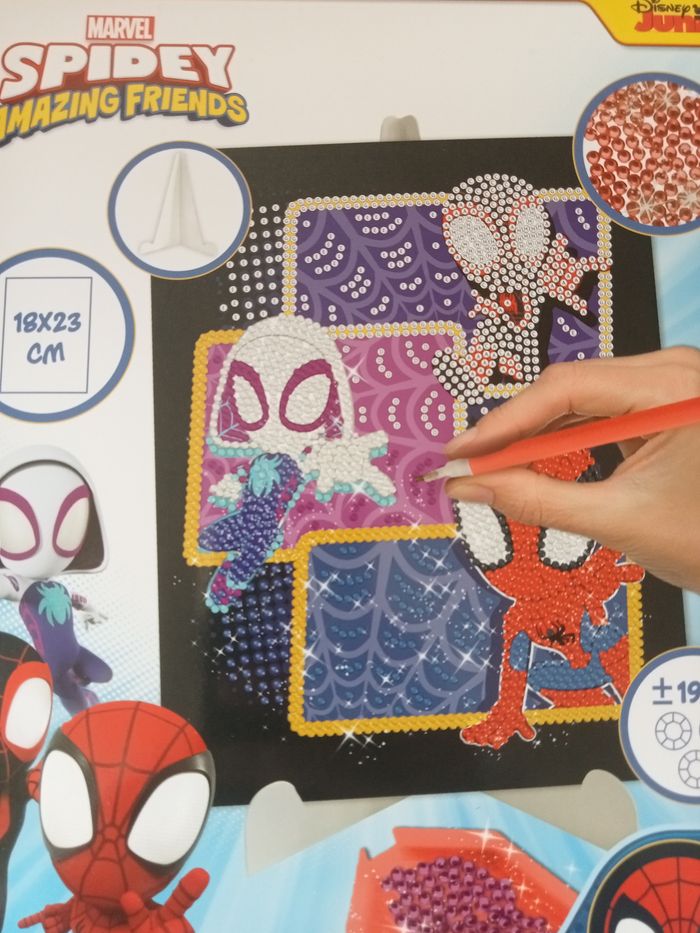 Fabrique ta toile Spider-Man Marvel - photo numéro 2