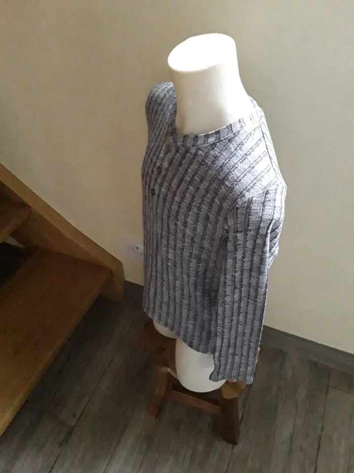 Pull léger 6 ans  (116 cm) - photo numéro 6