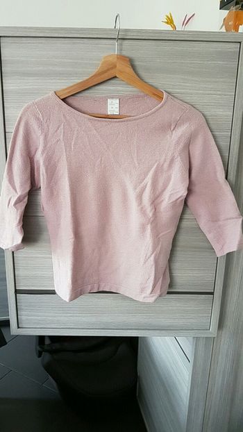 Pull court rose pâle