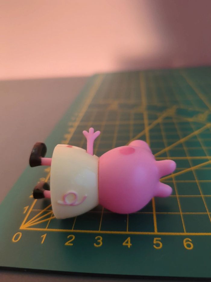 Figurine Peppa Pig - photo numéro 2