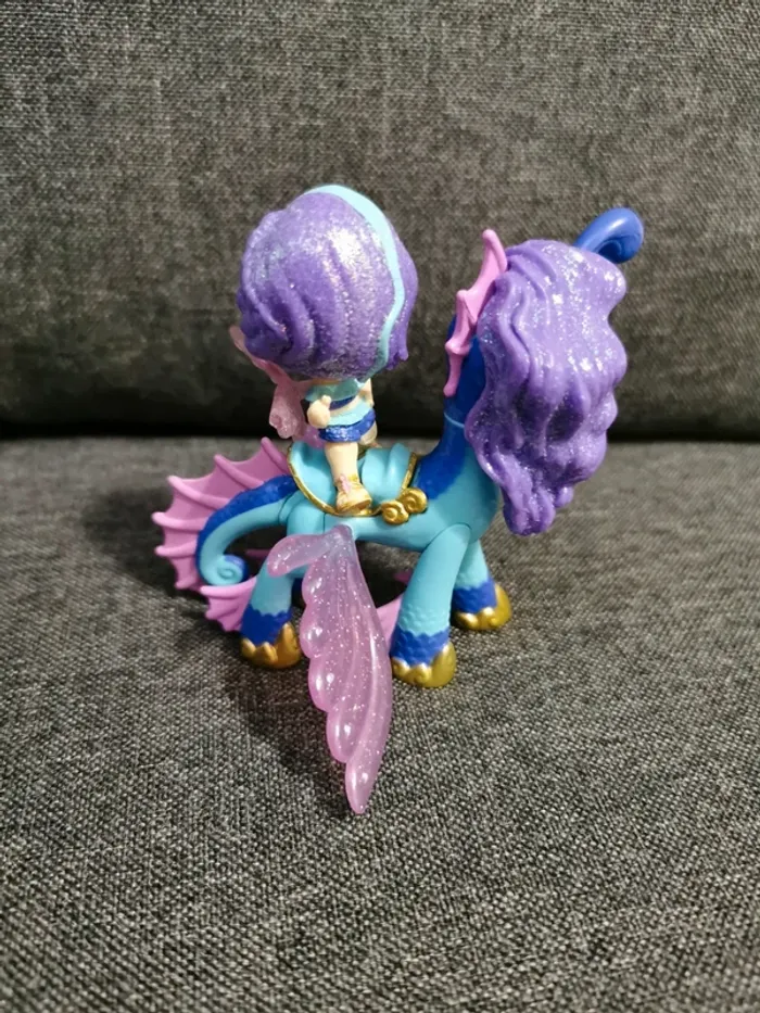 Licorne et sa cavalière - photo numéro 2