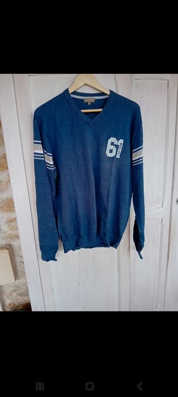 Pull-over bleu et gris