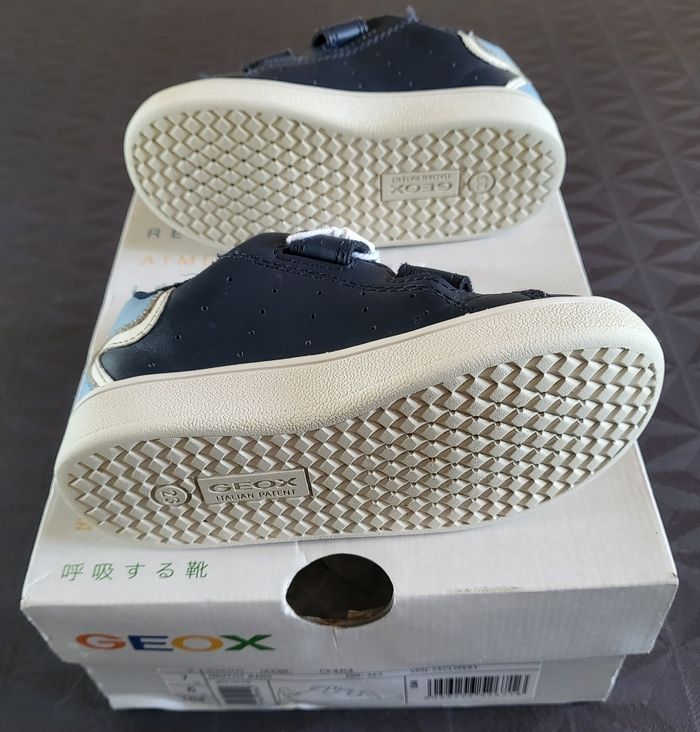 Chaussures baskets cuir bleues Geox 23 - photo numéro 4