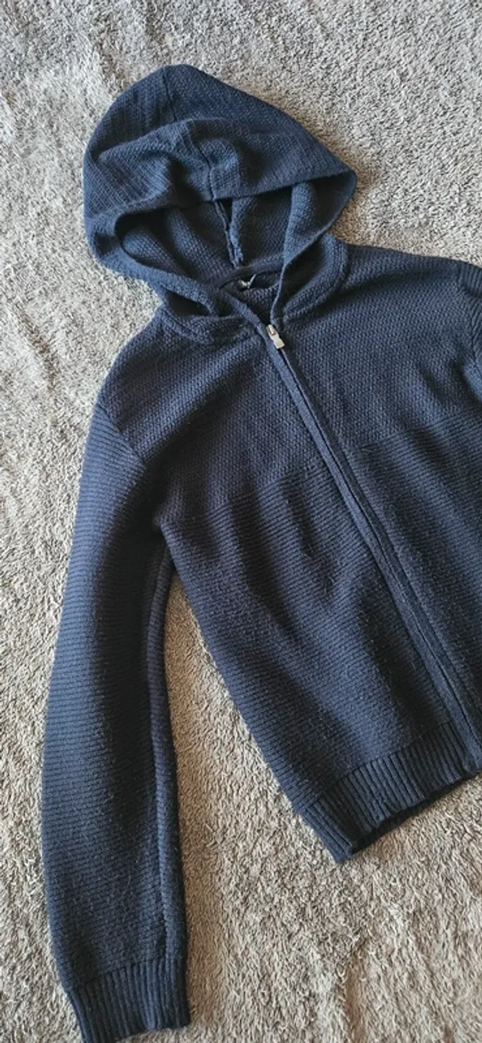 Gilet capuche 10 ans - photo numéro 2