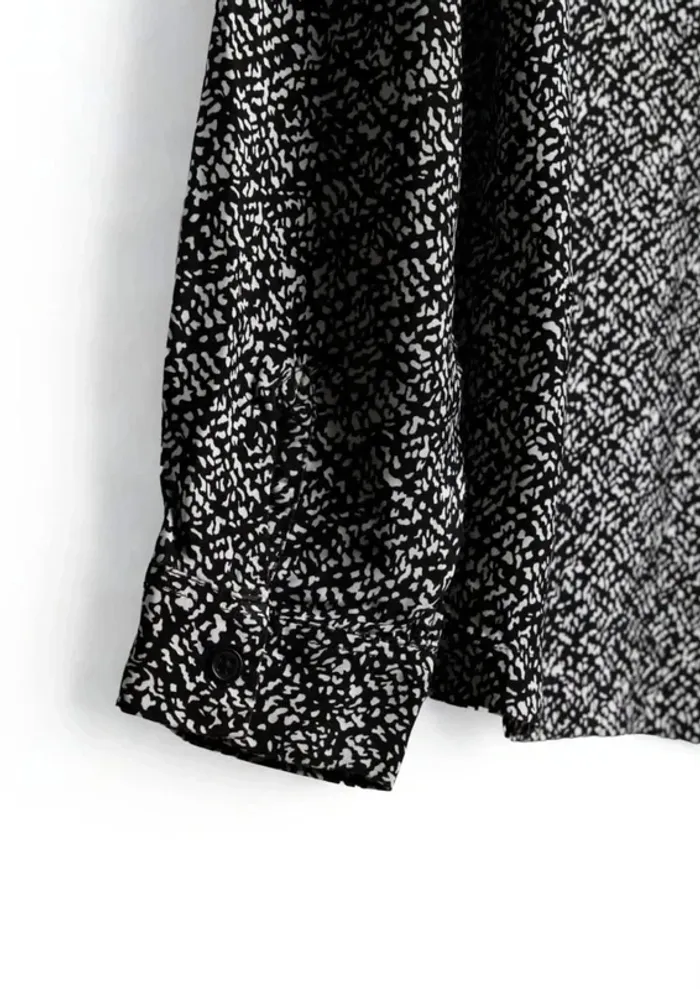 Chemise manches longues imprimé noir blanc abstrait Sandro Taille S - photo numéro 8