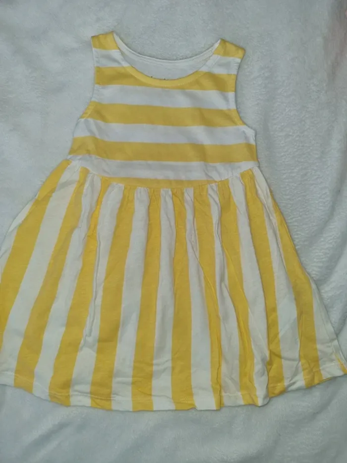 Robe taille 12 mois