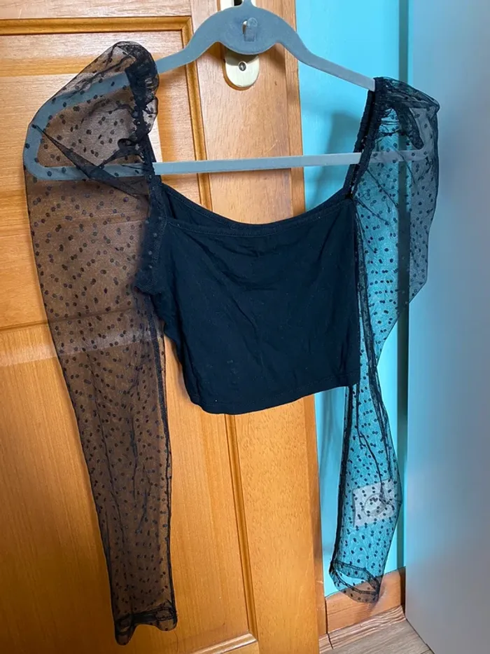 top court shein manches plumetis longues  taille S