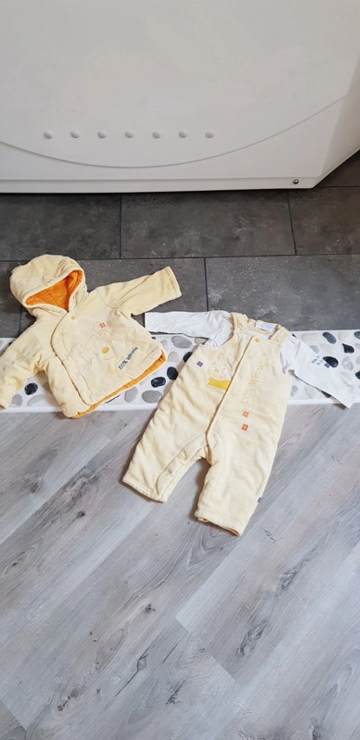 Ensemble winnie l'ourson 6-9 mois