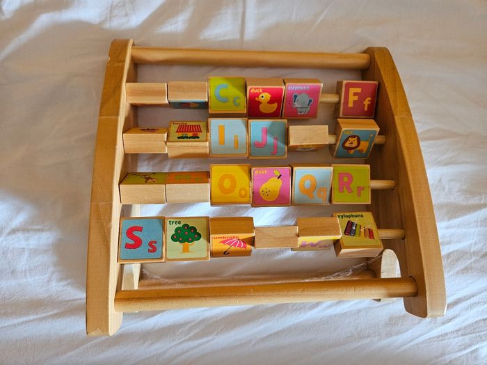 Boulier alphabet en anglais en bois