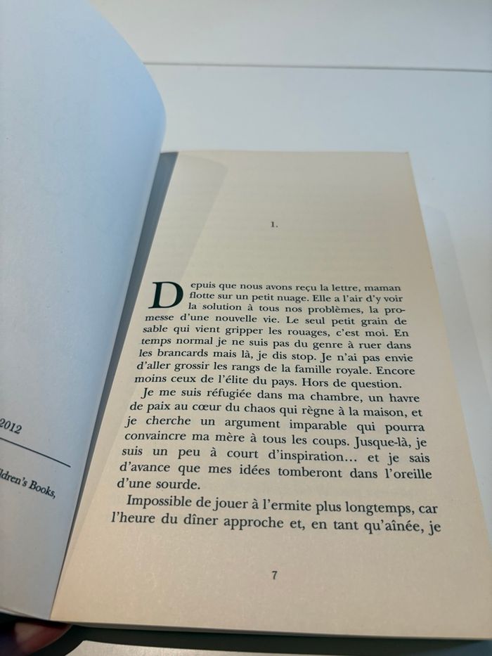 Livre « La sélection » de Kiera Caas édition Robert Laffont - photo numéro 2