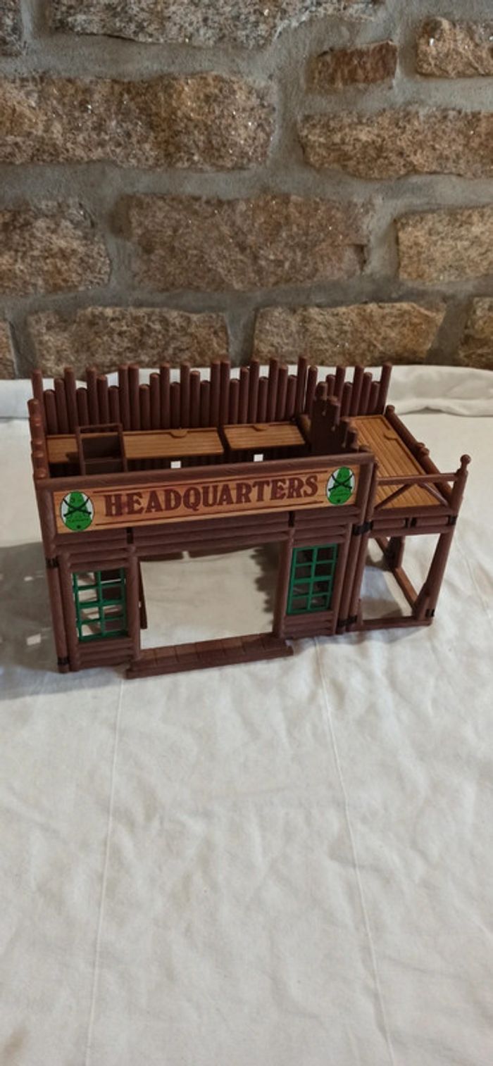 Quartier général headquarters nordistes playmobil