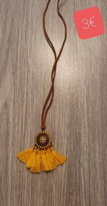 a vendre collier.neuf emballe