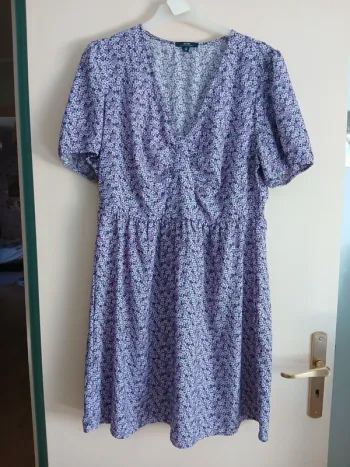 Robe à fleurs T44