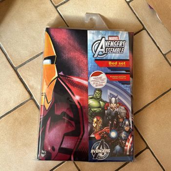 Parure housse de couette plus taie d’oreiller Marvel avengers neuve