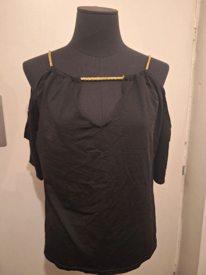 T-shirt manches courtes pour Femme taille M très bon état - photo numéro 2