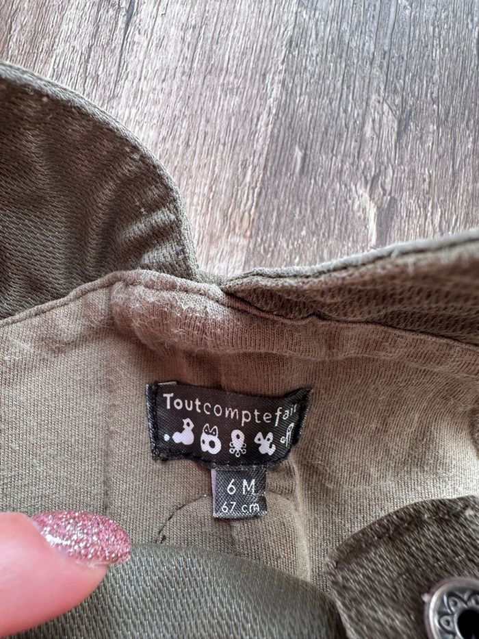 - Salopette Tout compte fait - 6 mois - Très bon état - photo numéro 2