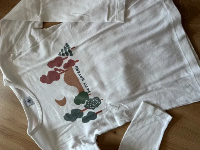 T-shirt longues manches petit bateau 10ans