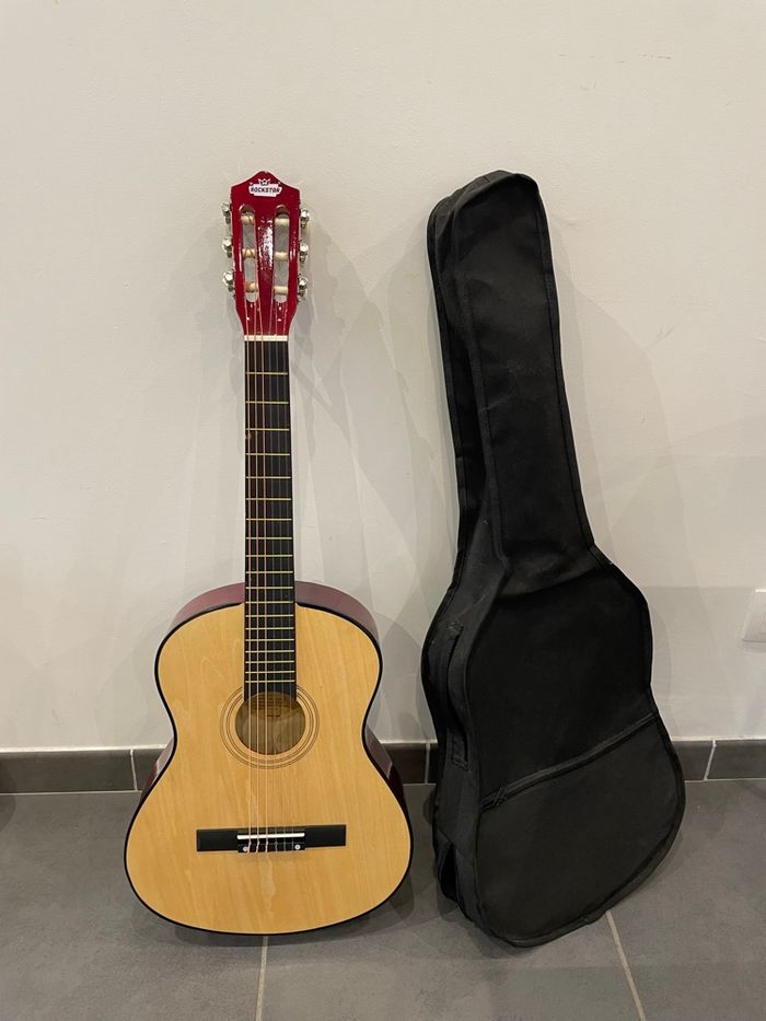 Guitare enfant
