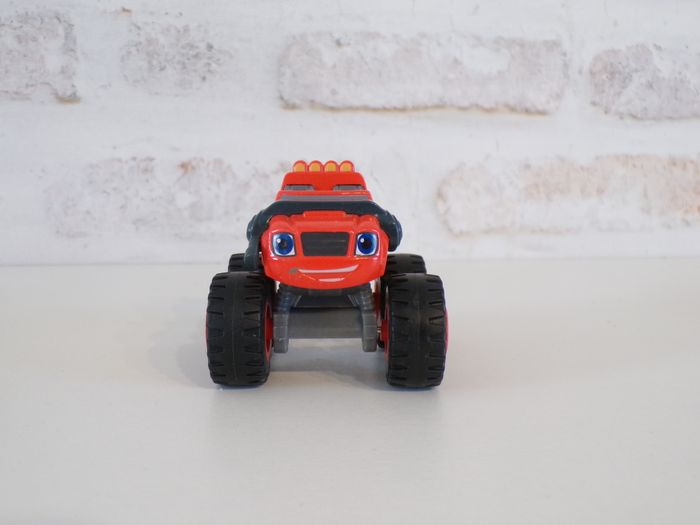 Monster Trucks - Blaze  - Les monstres Machines (J5) - photo numéro 4