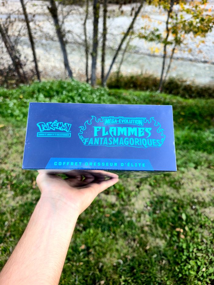 Pokémon ETB Méga Évolutions ME2 – Flammes Fantasmagoriques - photo numéro 5