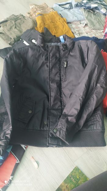 Vends lot de vêtements garçon 8ans hiver