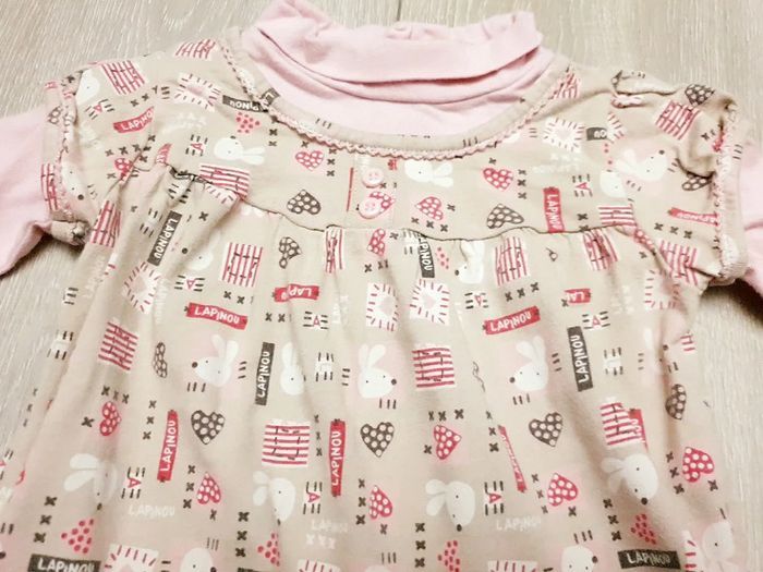 Sous pull rose et beige. Fille 18 mois - photo numéro 2