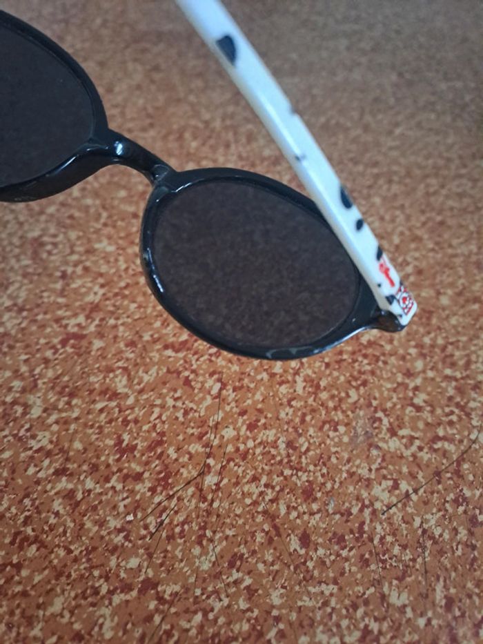 Lunette de soleil enfant 101 Dalmatiens Disney - photo numéro 10