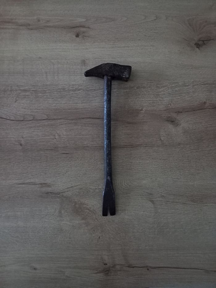 Marteau ancien en acier. - photo numéro 2